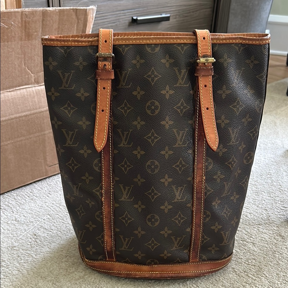 Louis Vuitton Monogram Bucket Bag, Excellent Used Condition